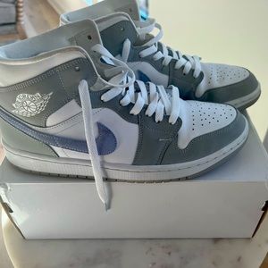 Nike Jordan White Wolf Grey Size 10.5